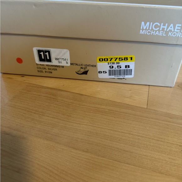 Michael Kors Wedges - Picture 7 of 7